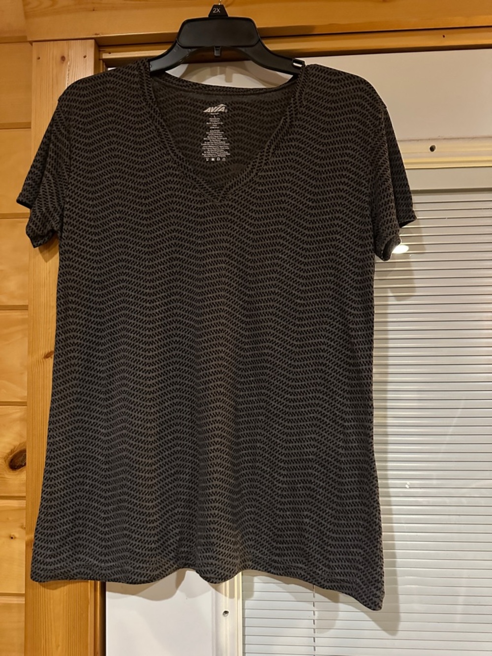 Avia Black Chevron-Textured V-Neck Short Sleeve Top